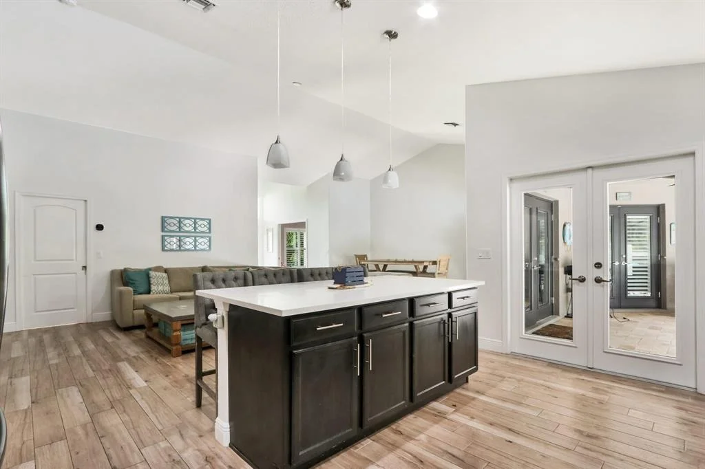 Photo of 660 Marshall Road
