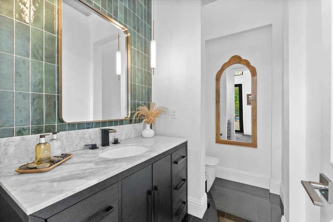 Photo of 7955 Mandarin Drive