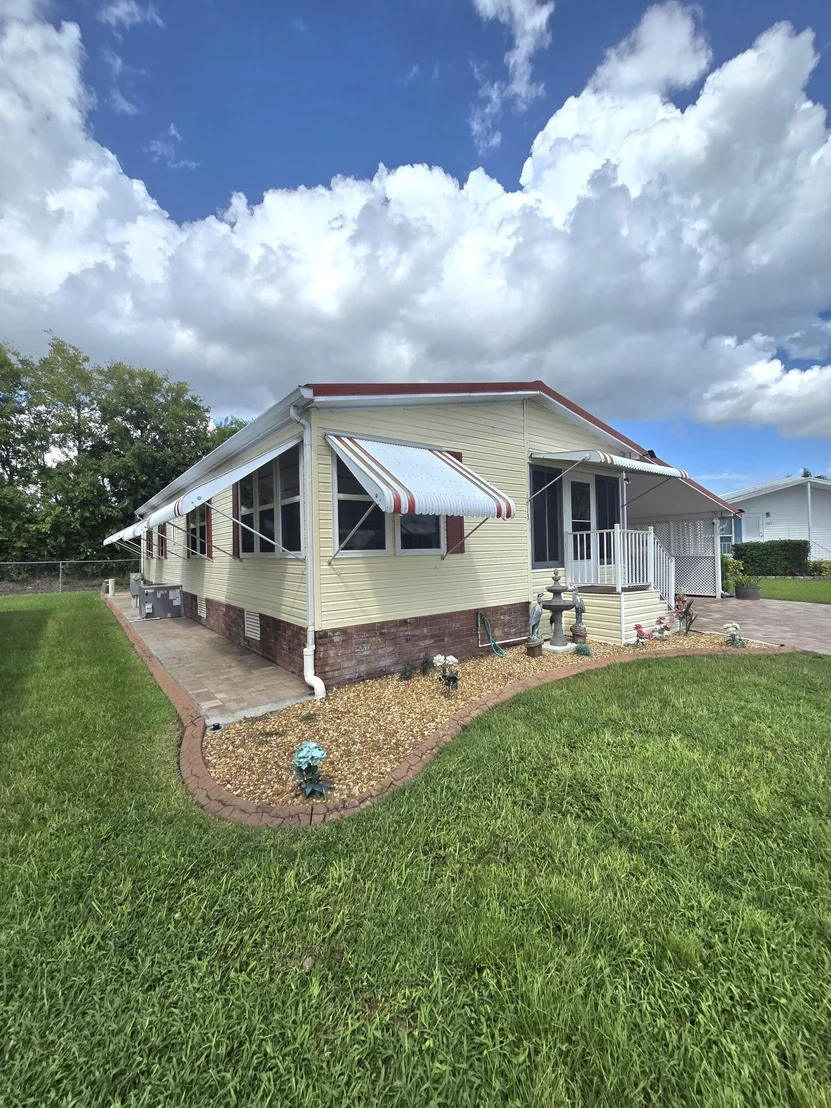 Photo of 1613 SW 35TH Circle