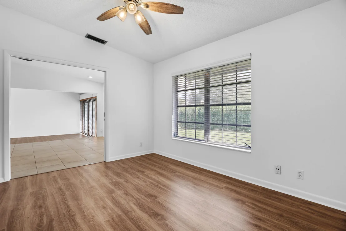 Photo of 16004 Laurel Oak Circle