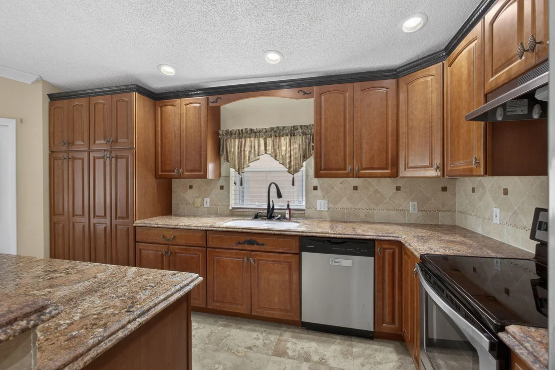 Photo of 243 WEDGEWOOD Circle