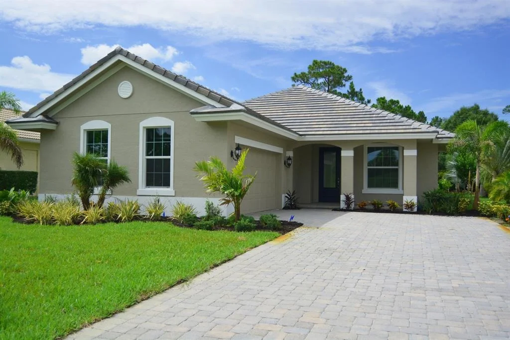 Photo of 2664 Conifer Drive