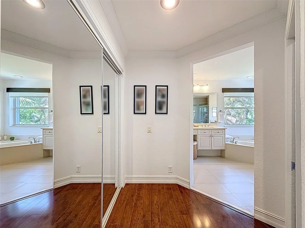 Photo of 1673 VICTORIA POINTE Circle