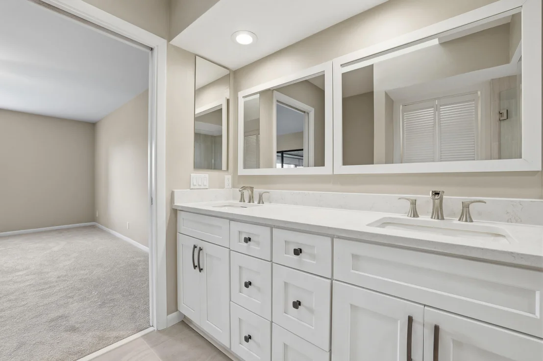 Photo of 8555 Eagle Run Drive