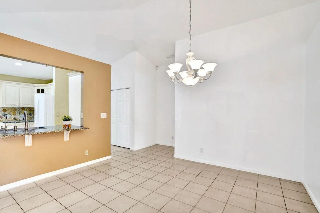 Photo of 8140 Palm Gate Drive
