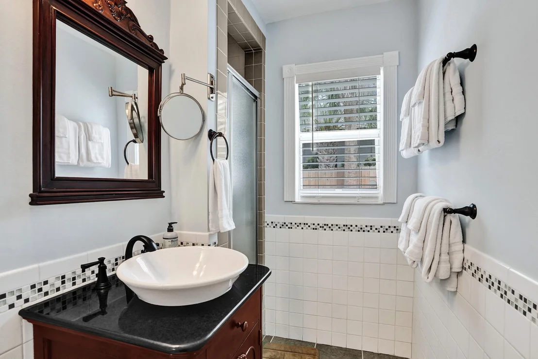Photo of 3207 LEIGH Road