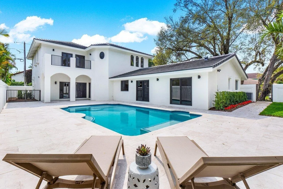 Photo of 2050 Isabel Oeste Road