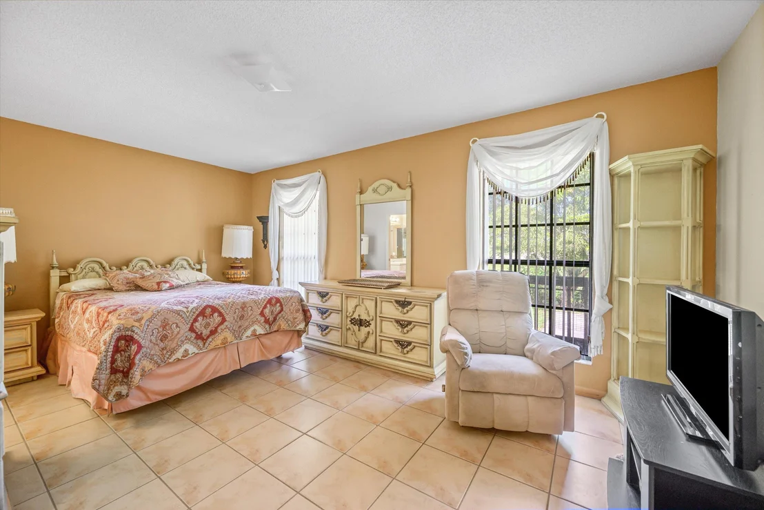 Photo of 1814 A Road