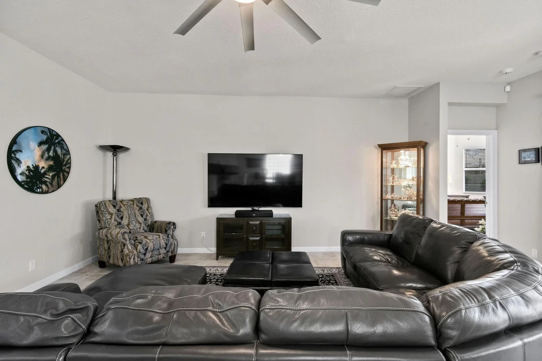 Photo of 7139 Limestone Cay Road