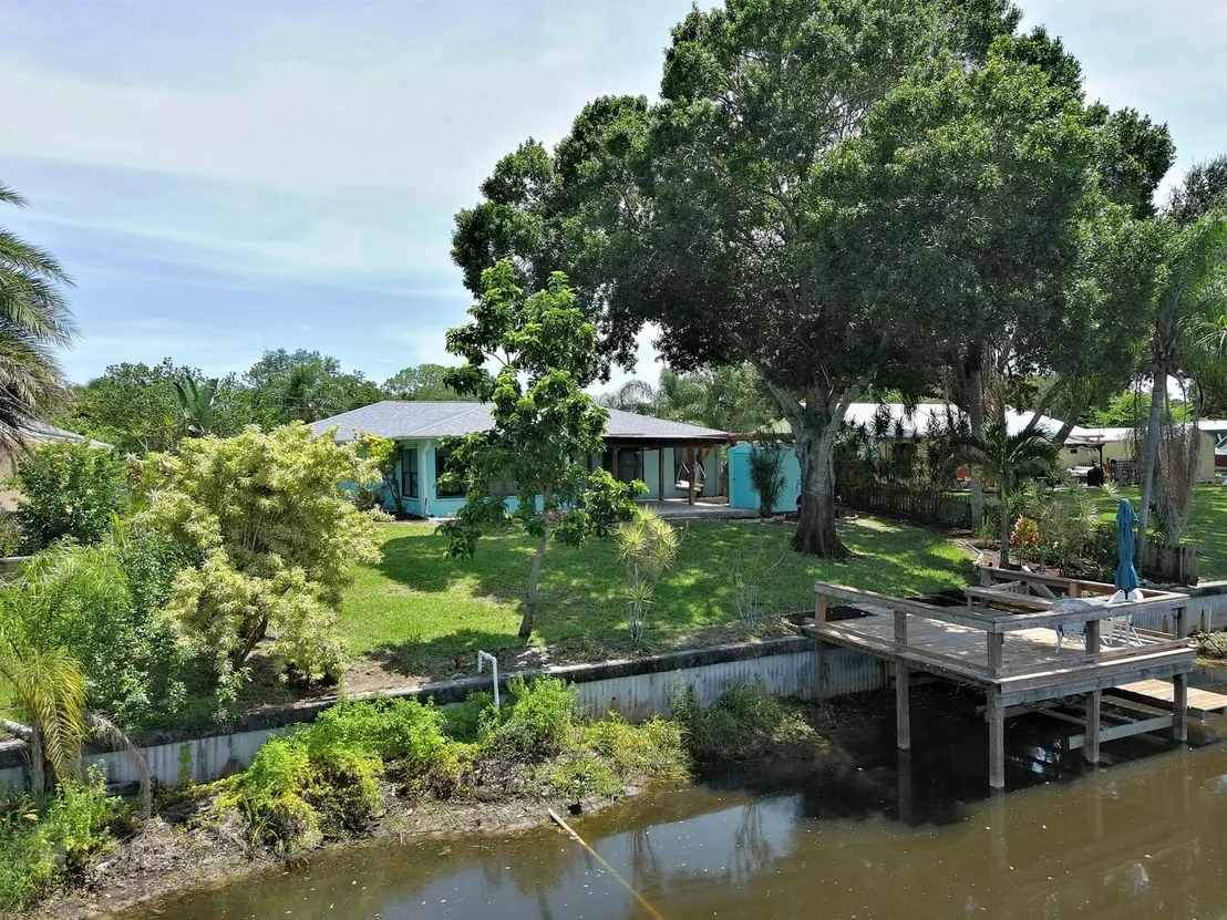 Photo of 425 Joy Haven Drive