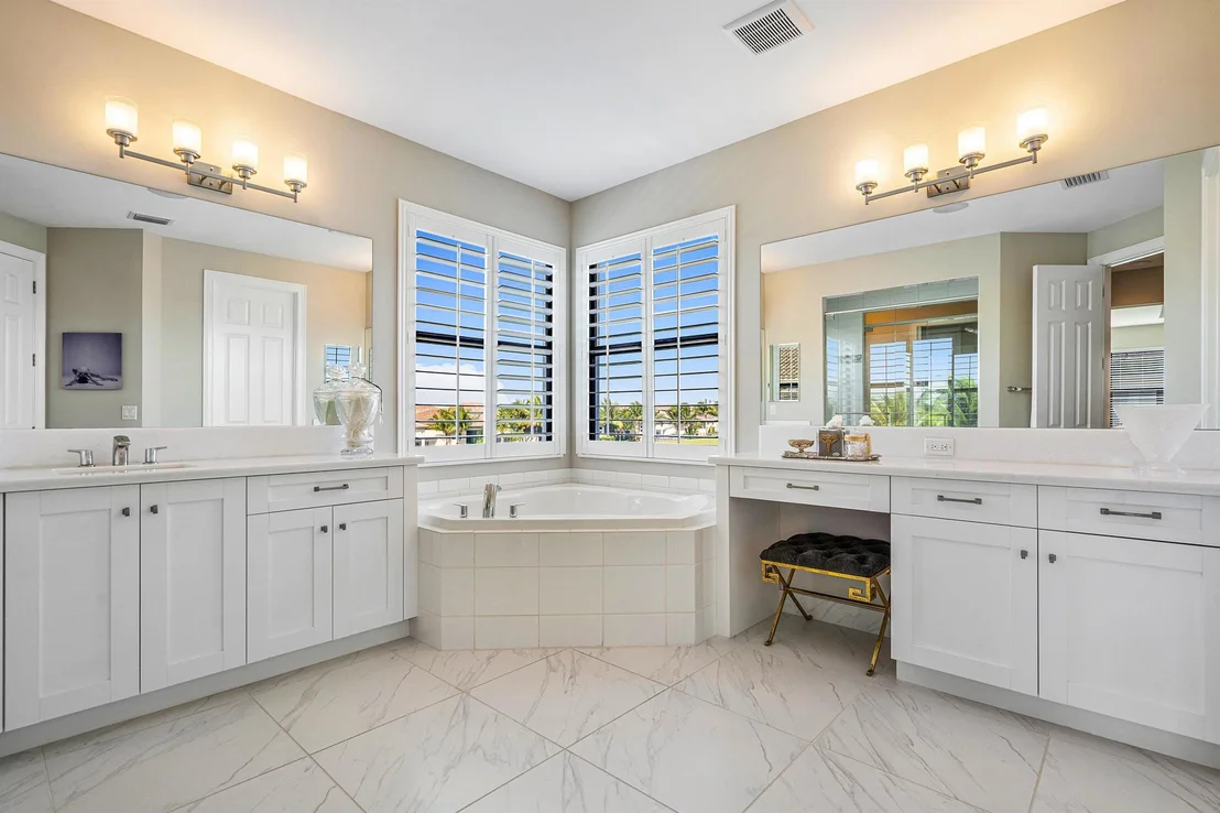 Photo of 9831 Vitrail Lane
