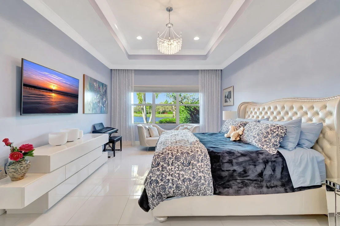 Photo of 12396 Cascade Valley Lane