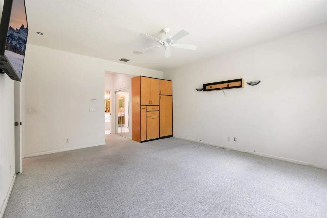 Photo of 575 Scrubjay Lane