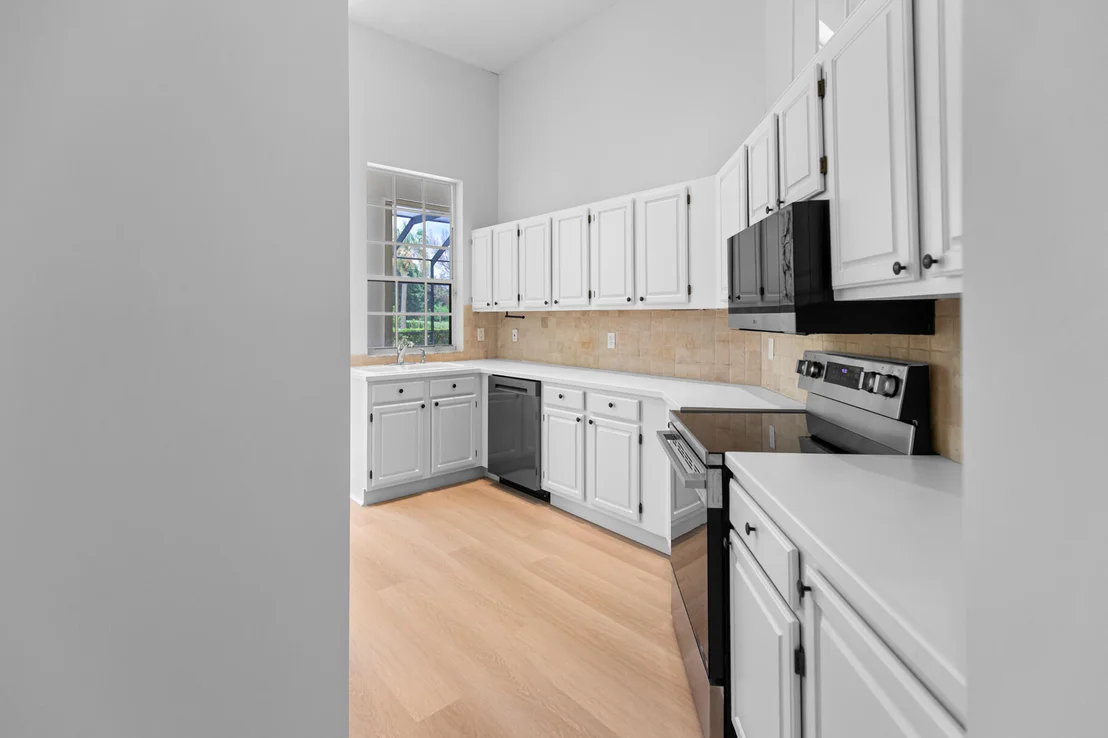 Photo of 9408 Meadowood Drive