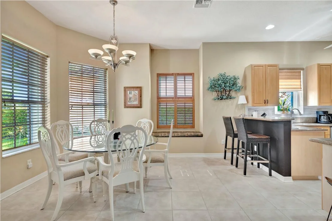 Photo of 56 Winghaven Lane