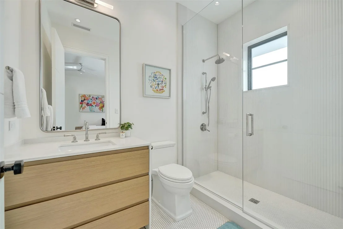 Photo of 5151 NE 30th Avenue