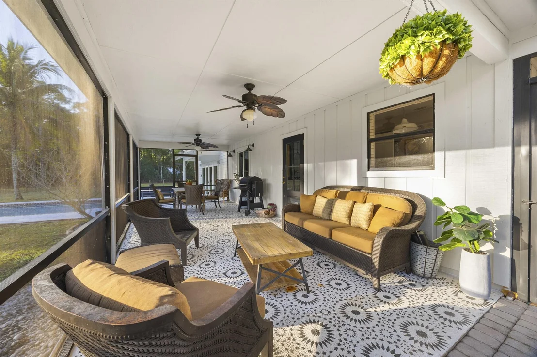 Photo of 15660 121st Terrace N