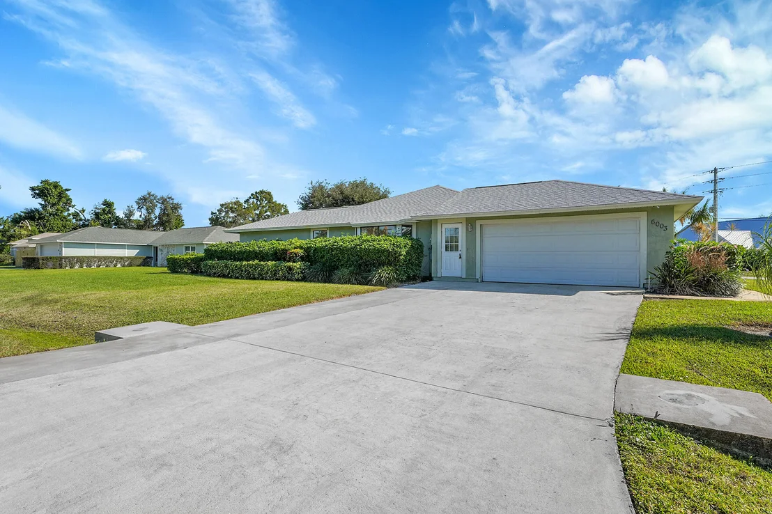 Photo of 6003 Nettle Path Drive