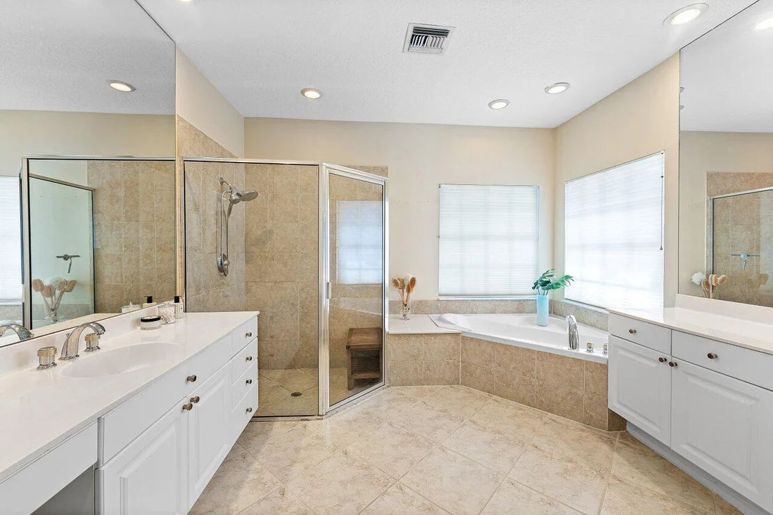 Photo of 5980 Our Robbies Road