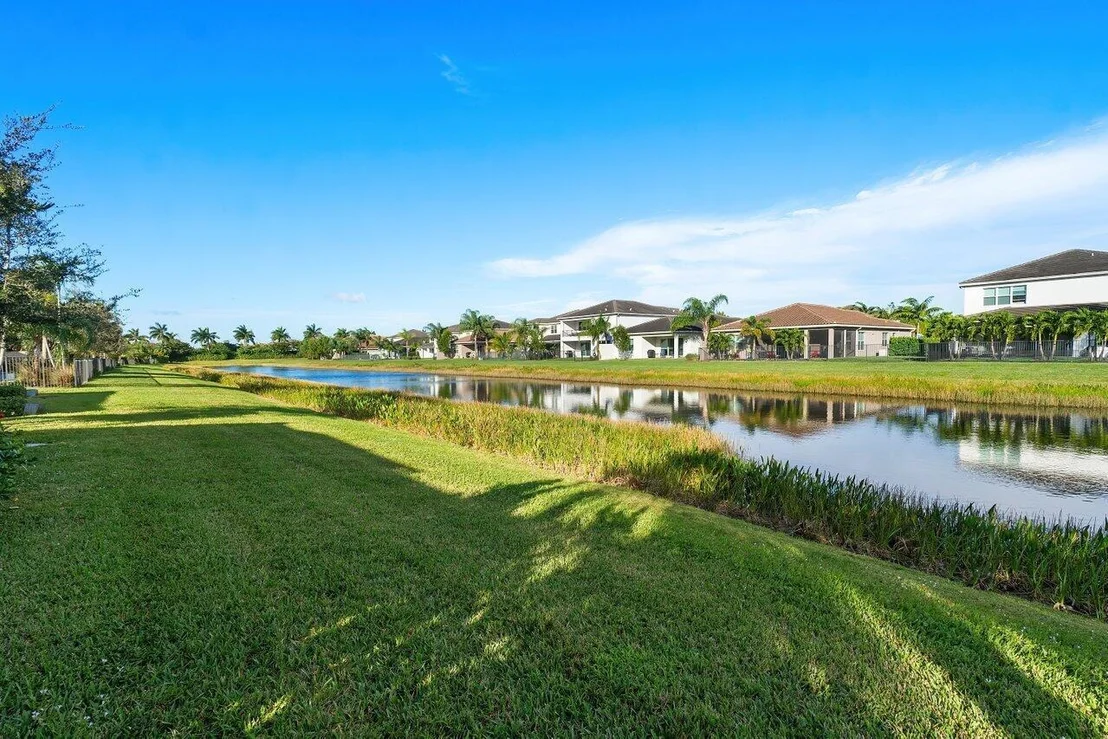 Photo of 15434 Blue River Road