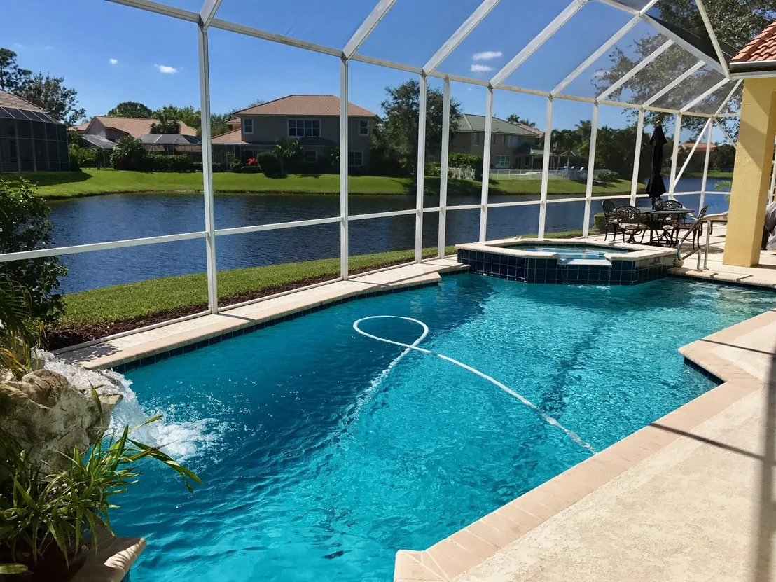 Photo of 258 Starling Lane S