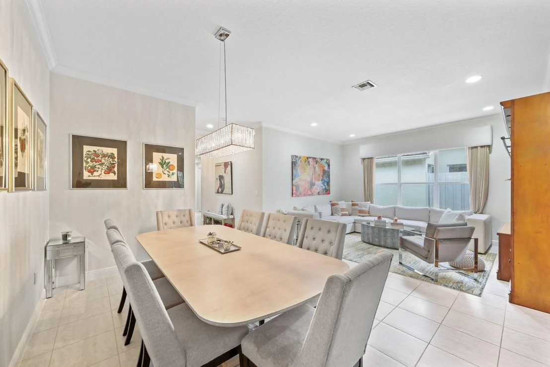 Photo of 19090 Skyridge Circle