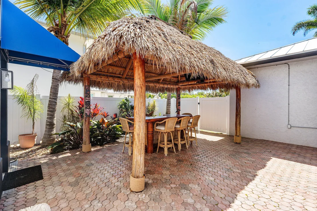Photo of 5495 Hibiscus Road