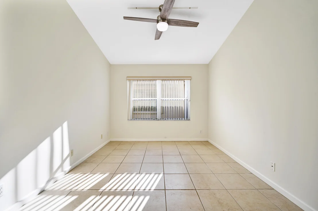 Photo of 5867 Royal Isles Boulevard