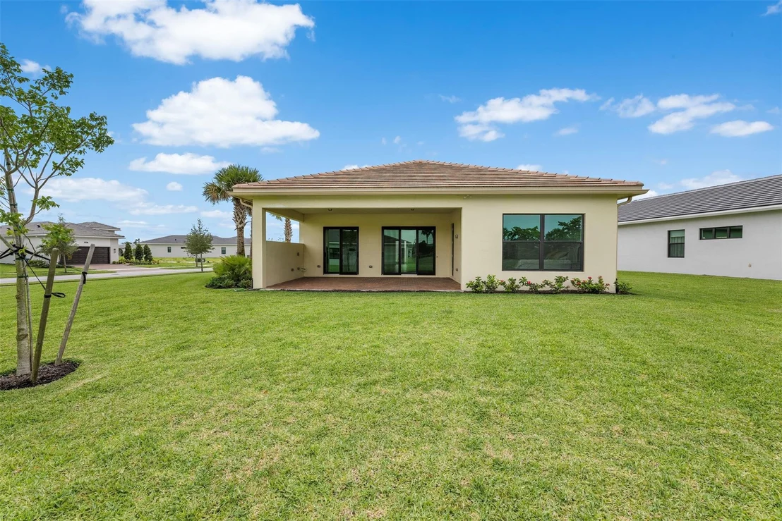Photo of 15833 Alys Terrace