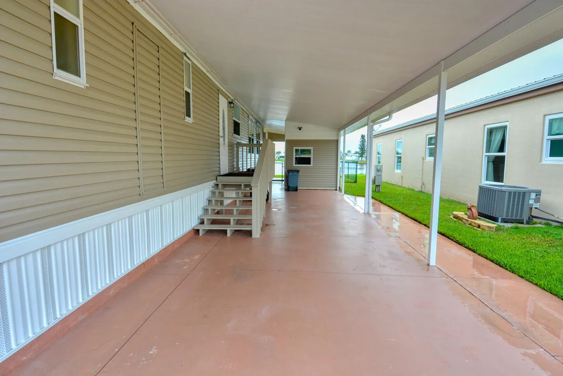Photo of 4340 SW 15th Way