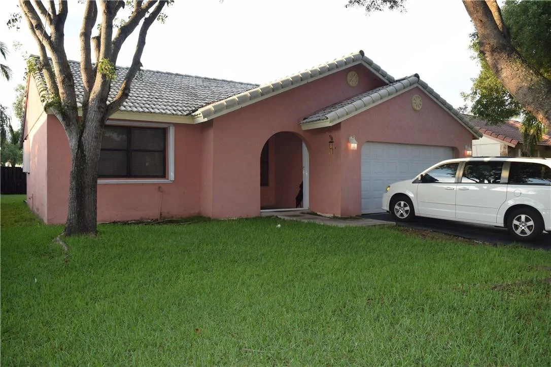 Photo of 15525 Gauntlet Hall Manor