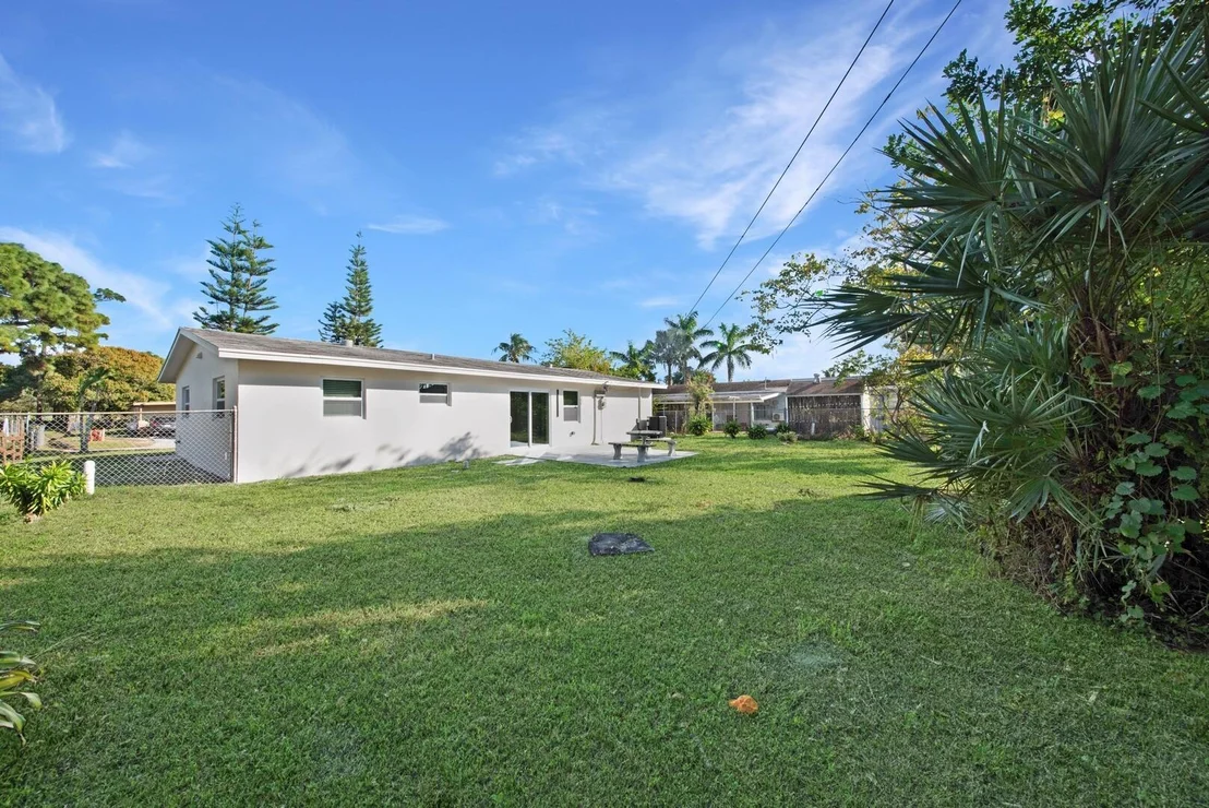 Photo of 3105 Evergreen Lane