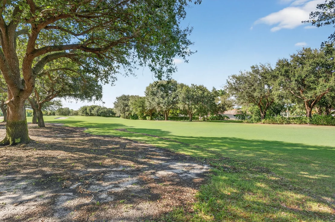 Photo of 7205 MANDARIN Drive