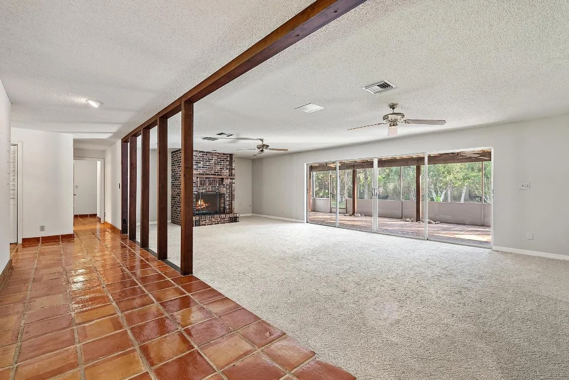 Photo of 16486 95th Avenue N