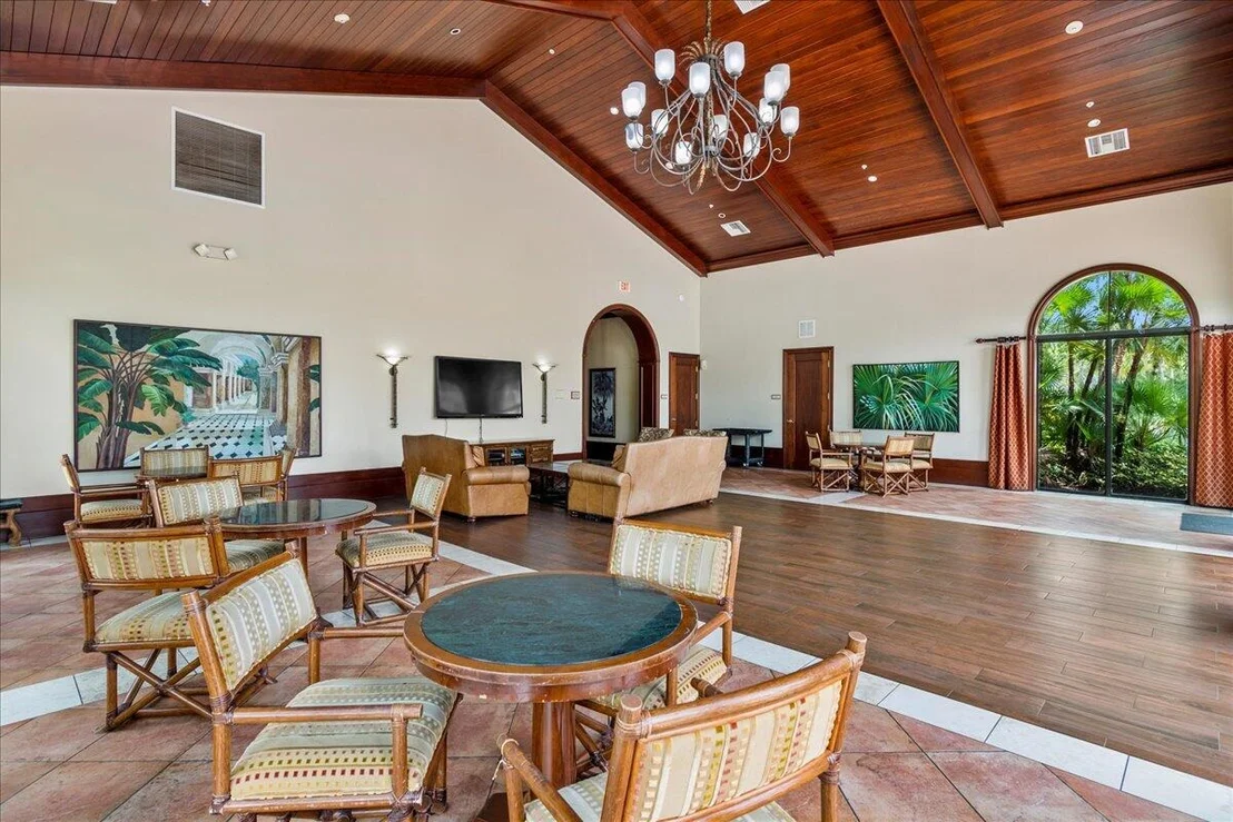 Photo of 9918 Warner Lane