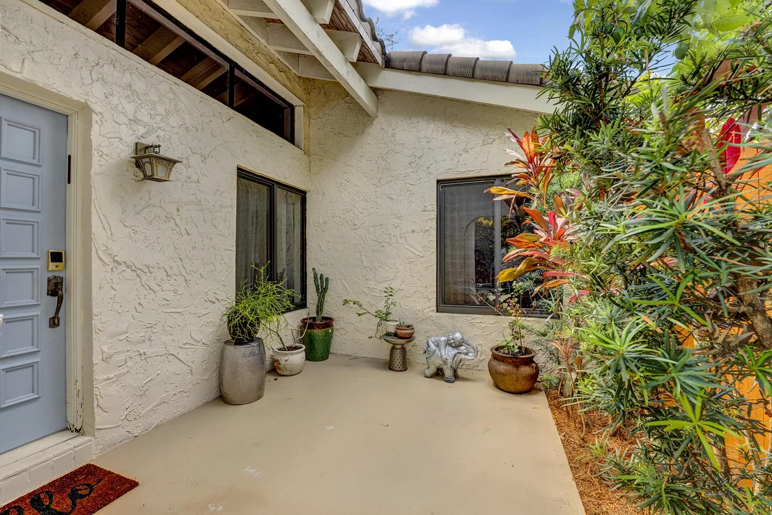 Photo of 6366 Pond Apple Road