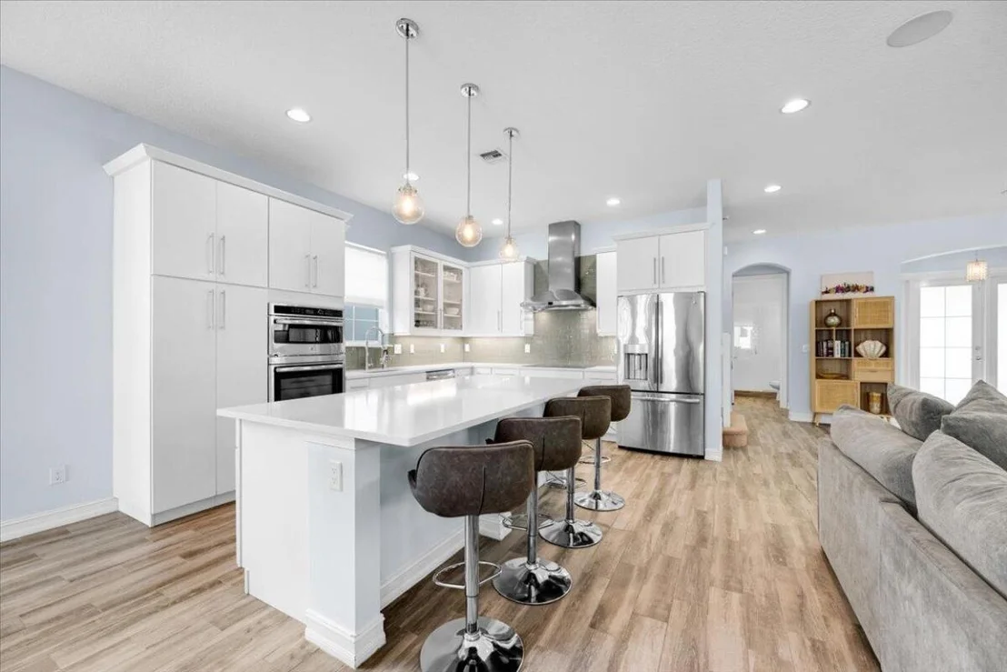 Photo of 120 W Bay Cedar Circle