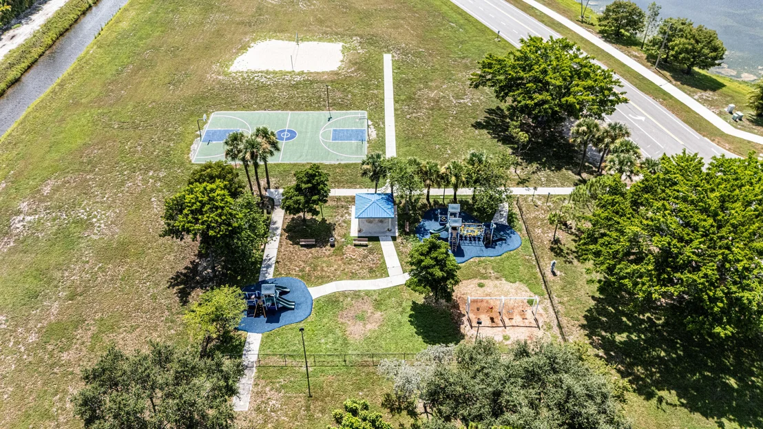 Photo of 7219 Le Chalet Boulevard