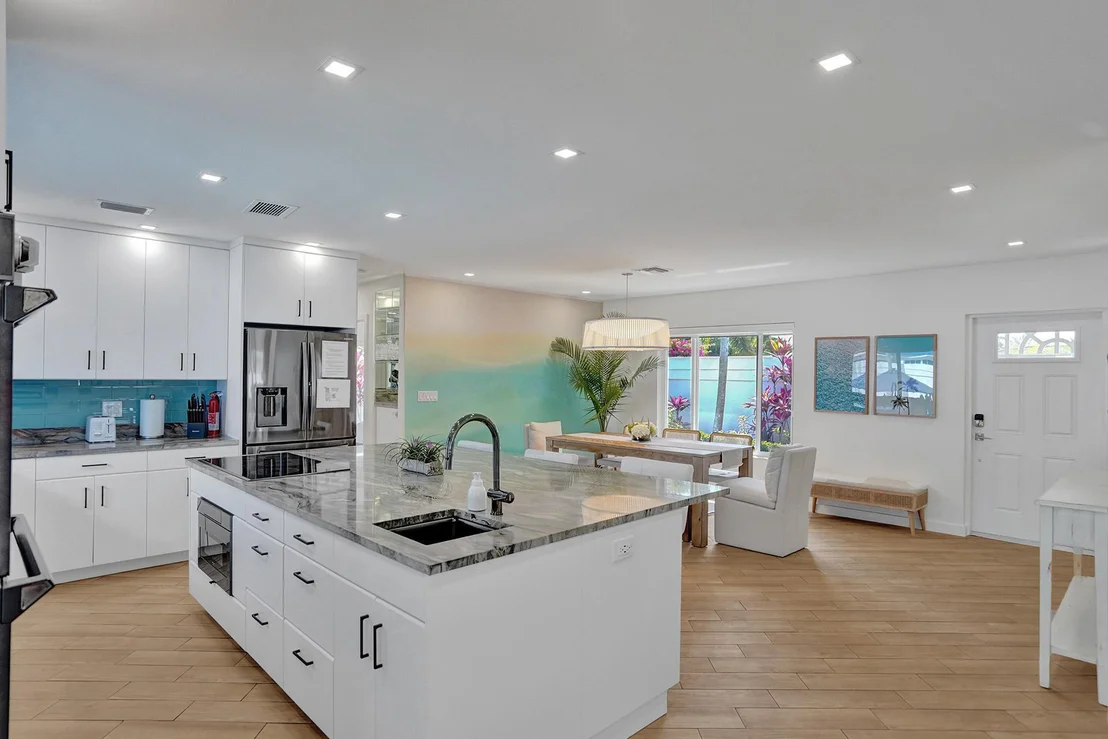 Photo of 201 SE 11th Street