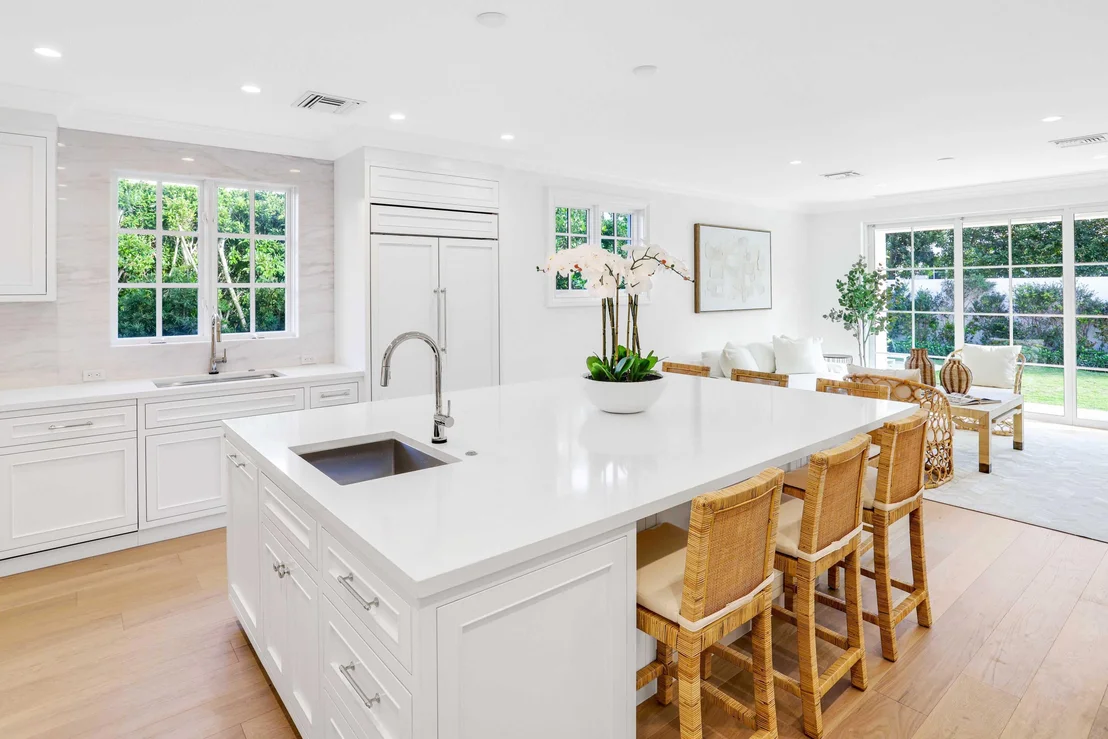 Photo of 220 Esplanade Way