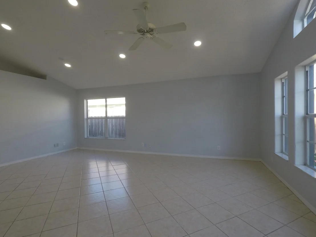 Photo of 6249 Pompano Street