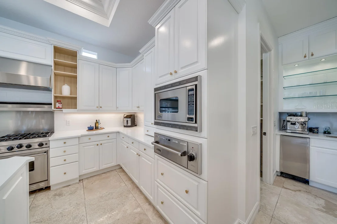 Photo of 17593 Middle Lake Drive