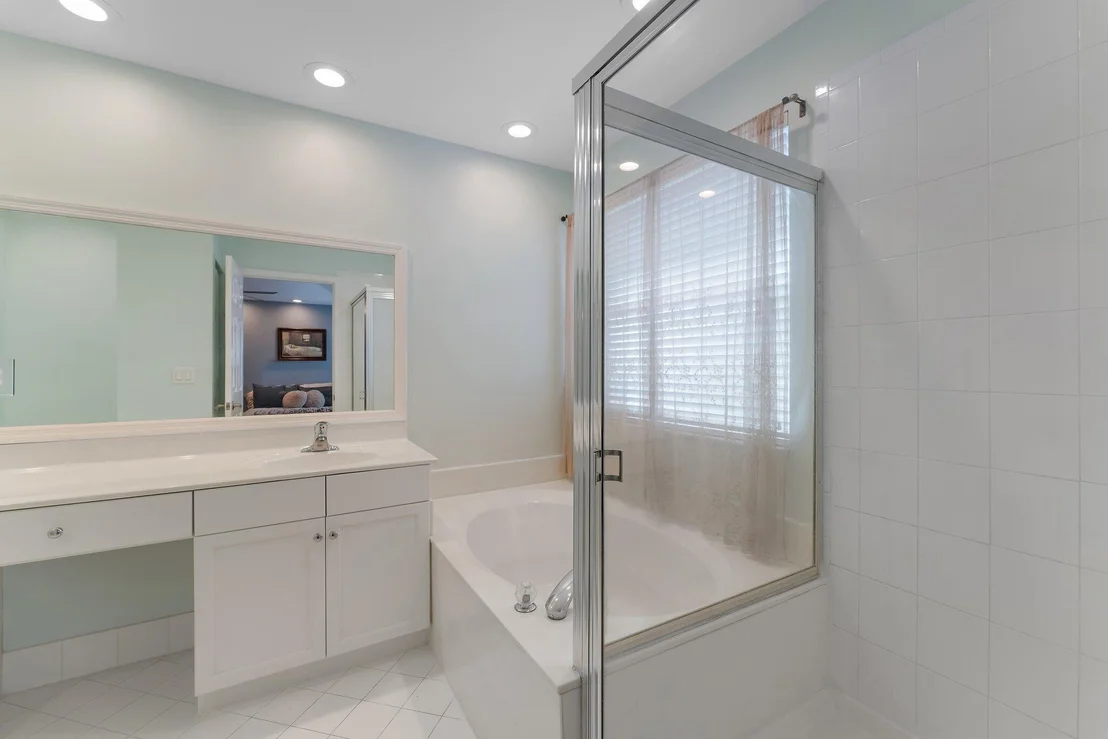 Photo of 9886 Warner Lane