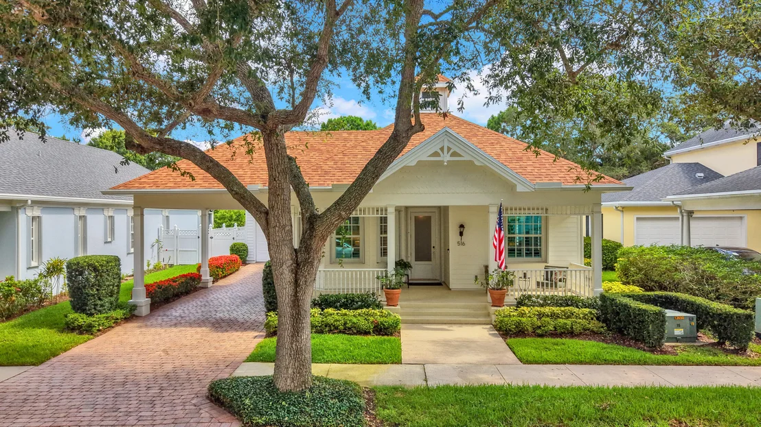 Photo of 516 Sweet Bay Circle