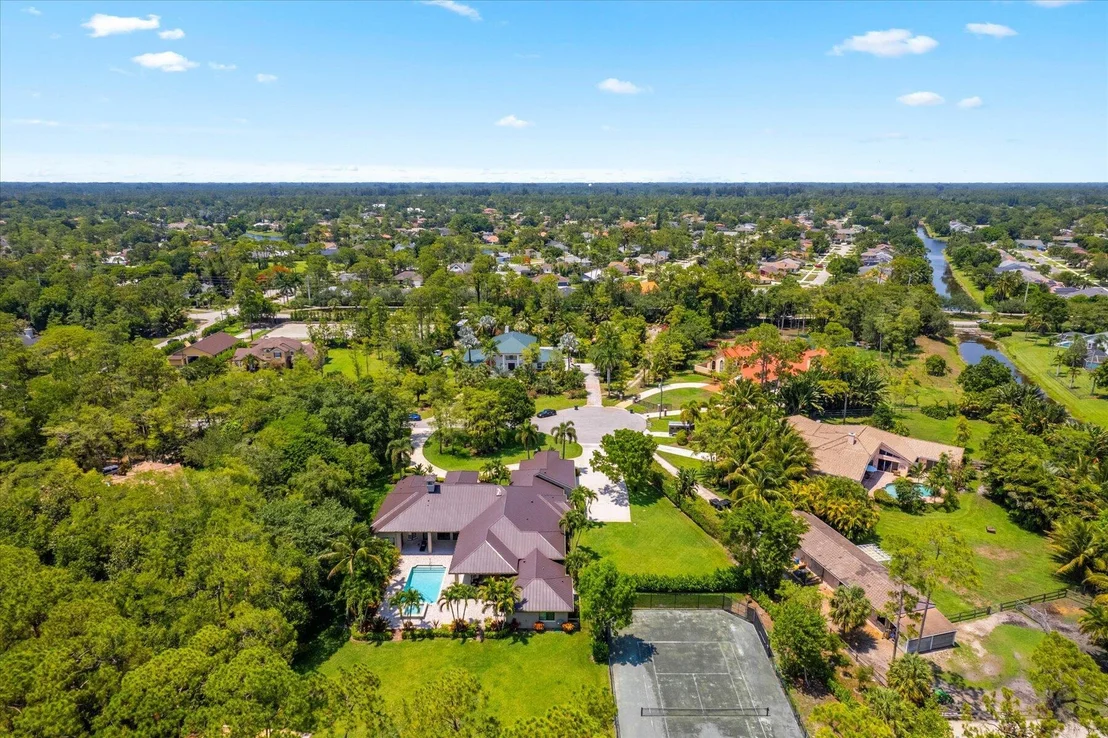 Photo of 14370 Halter Road