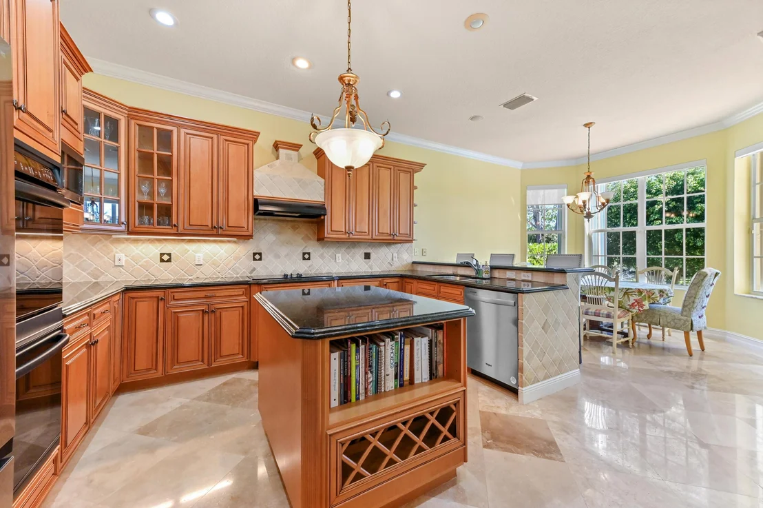 Photo of 8817 SE Compass Island Way