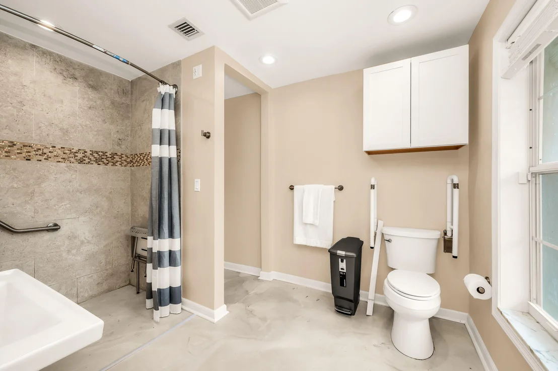 Photo of 280 Tradewind Drive