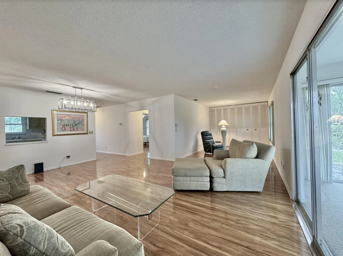 Photo of 194 Cape Cod Circle