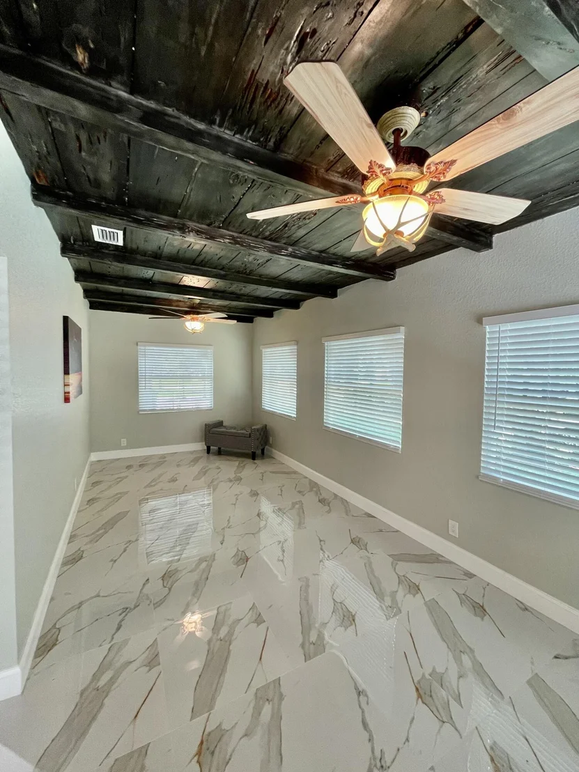 Photo of 1017 Avon Road