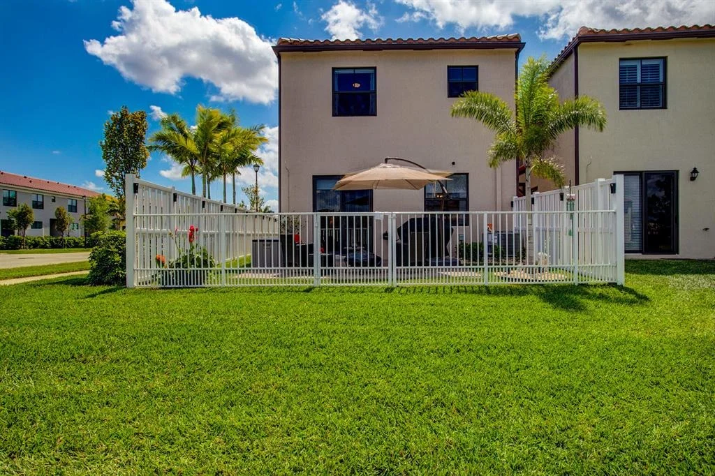 Photo of 3002 Butternut Lane
